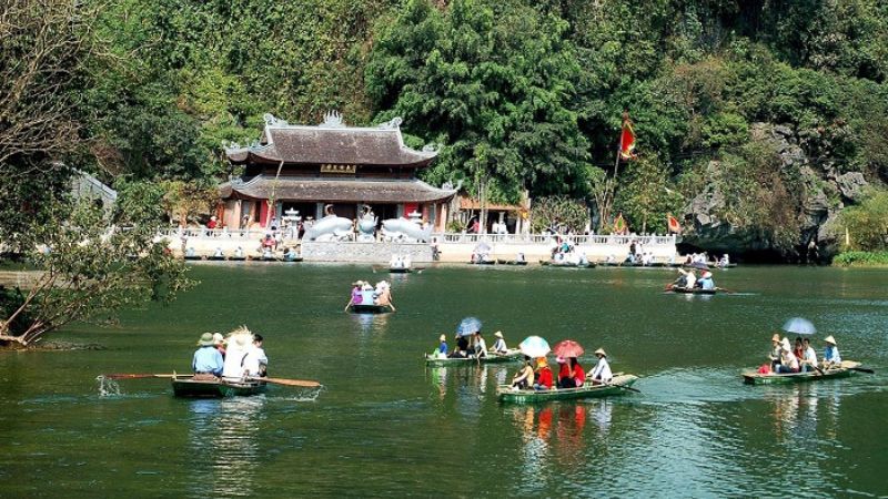 Đặt vé Hà Nội - thăm chùa Hương đầu xuân chỉ từ 199K 2 Đặt vé Hà Nội - thăm chùa Hương đầu xuân chỉ từ 199K