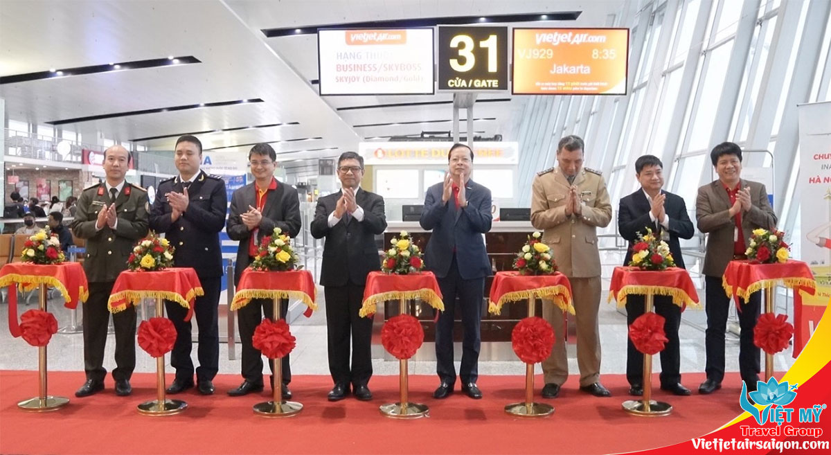 Vietjet khai trương đường bay đến Jakarta và Busan