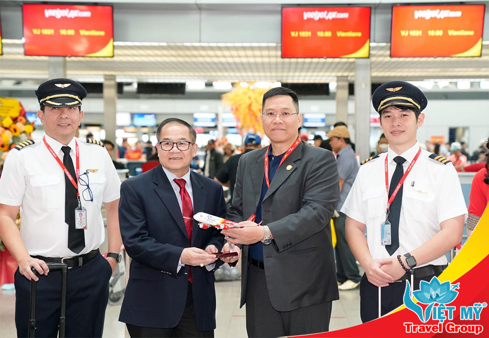 Vietjet khai trương đường bay TpHCM đi Viêng Chăn (Lào)