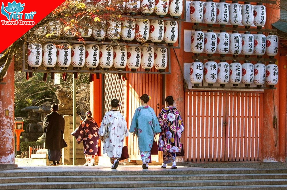 Vé máy bay Tết Nhật Việt từ Fukuoka Nhật Bản về Hà Nội Việt Nam 2 Vé máy bay Tết Nhật Việt từ Fukuoka Nhật Bản về Hà Nội Việt Nam
